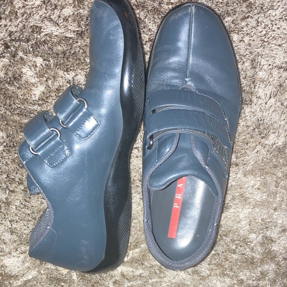 Prada Velcro shoes 8/7,5, it may run small a bit to small for me! - Picture 5 of 9